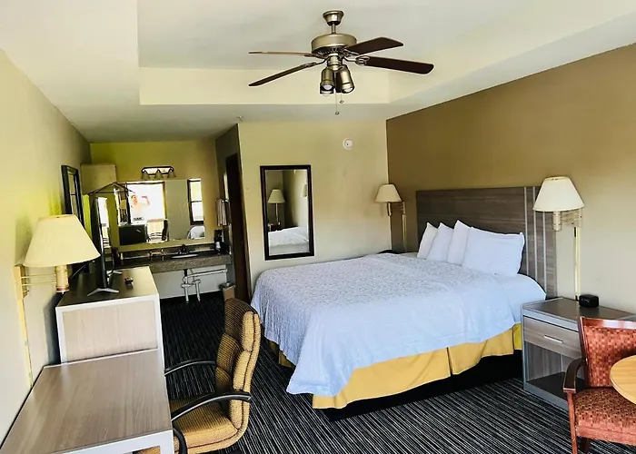 Alpine Valley Inn